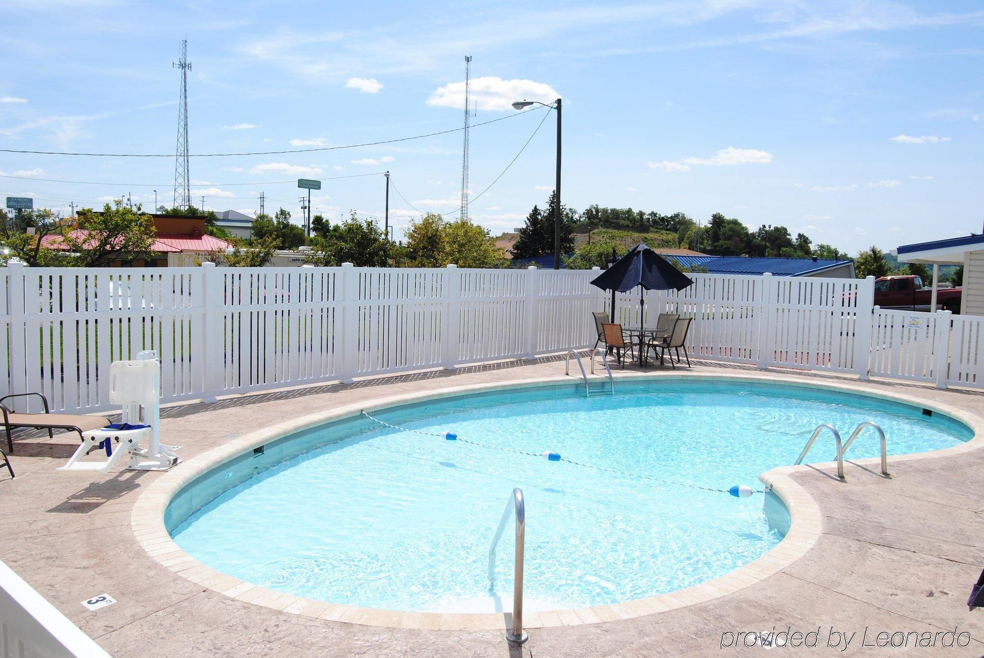Americas Best Value Inn-Saint Clairsville/Wheeling St. Clairsville Buitenkant foto